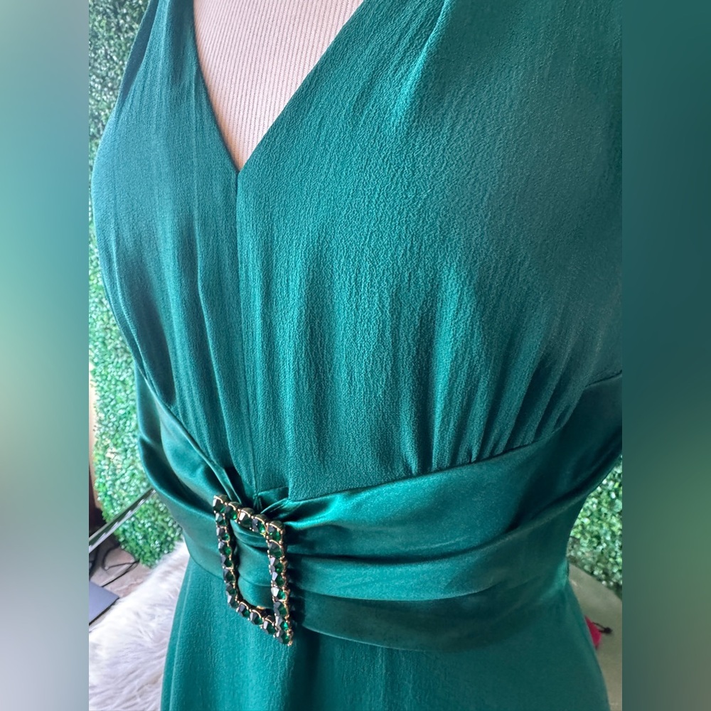 New DONNA RICCO Silk Chiffon and Charmeuse Halter Dress-Emerald green size 8 - Picture 3 of 10